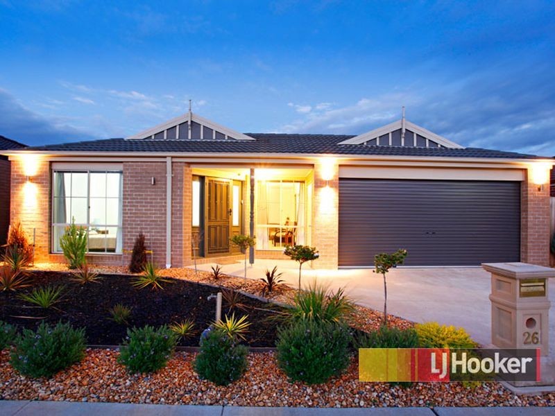 26 Walnut Way, Pakenham VIC 3810