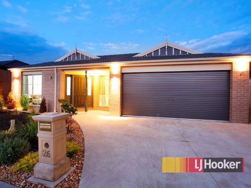 26 Walnut Way, Pakenham VIC 3810