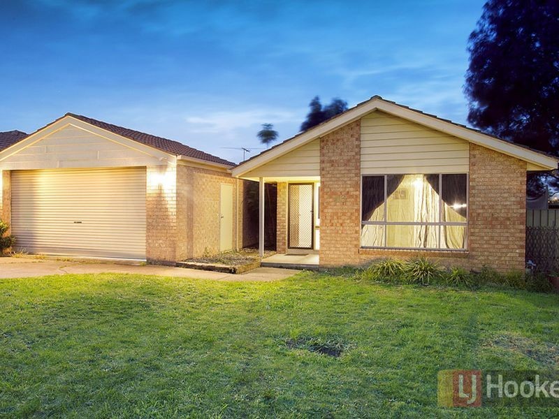 46 Weeden Crescent, Hallam VIC 3803