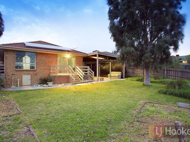 46 Weeden Crescent, Hallam VIC 3803