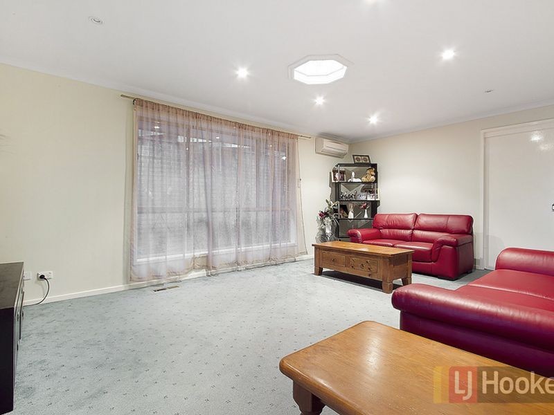 46 Weeden Crescent, Hallam VIC 3803