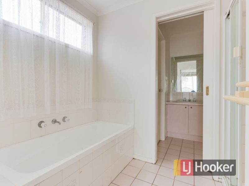 38 Terrapin Drive, Narre Warren South VIC 3805