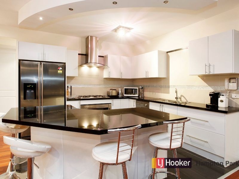 40 Glenbrook Crescent, Lynbrook VIC 3975