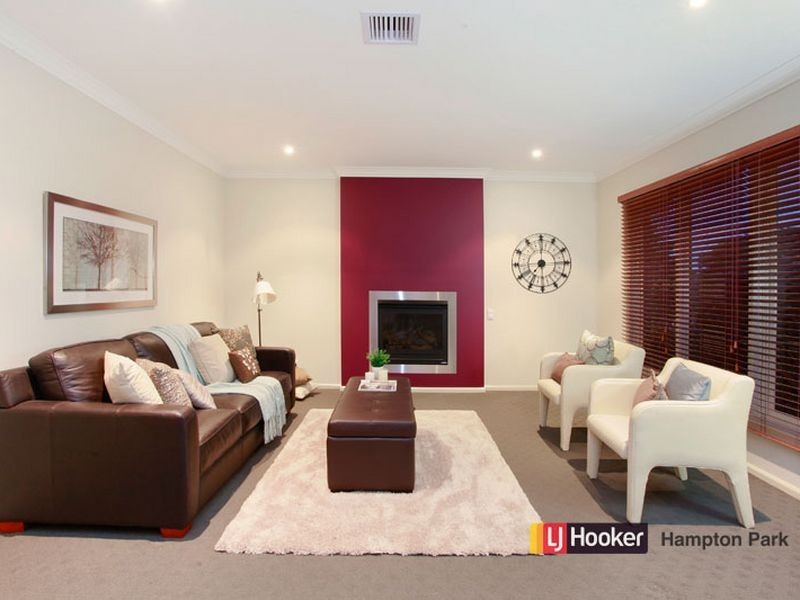 6 Viewgrand Drive, Berwick VIC 3806