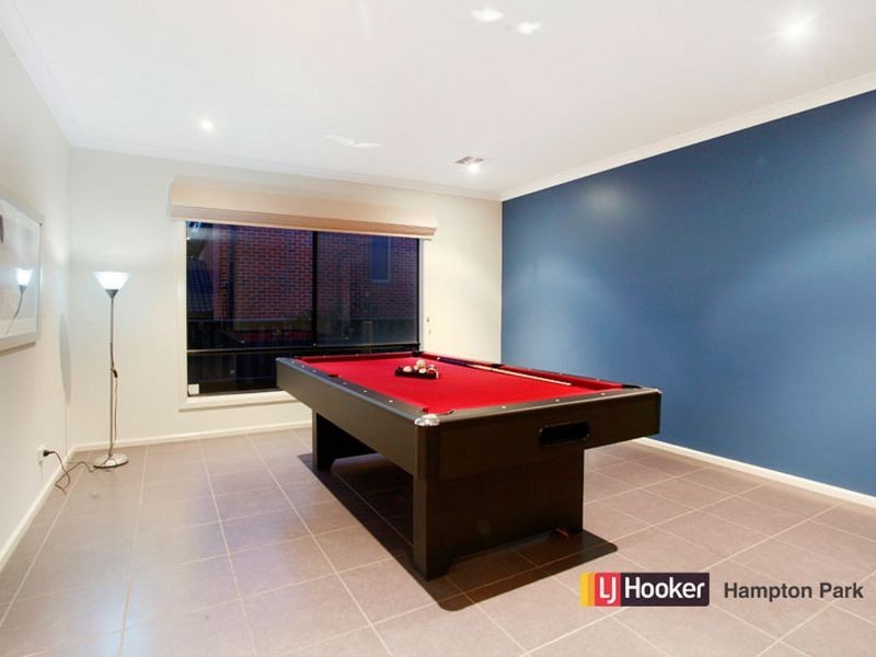 6 Viewgrand Drive, Berwick VIC 3806