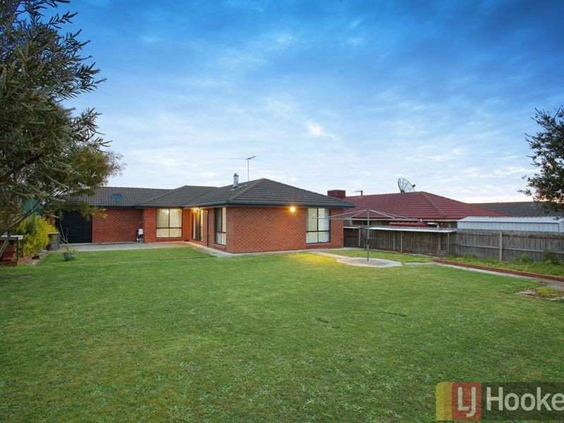 20 Tomasetti Crescent, Narre Warren VIC 3805