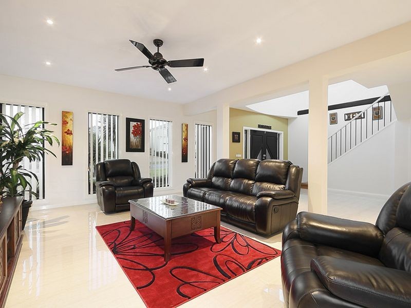 6 Hunt Club Road, Narre Warren South VIC 3805