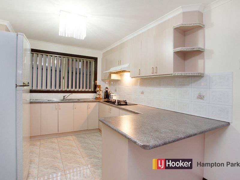 47 Justin Circuit, Hampton Park VIC 3976