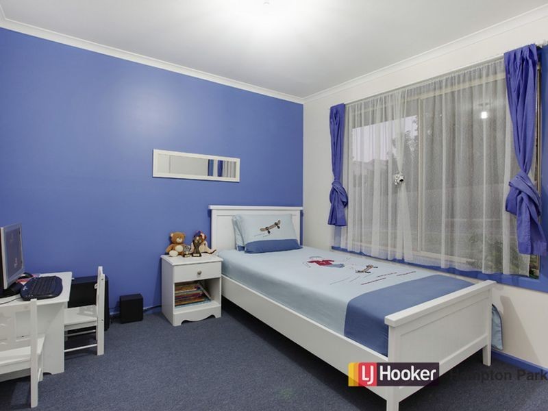 47 Justin Circuit, Hampton Park VIC 3976