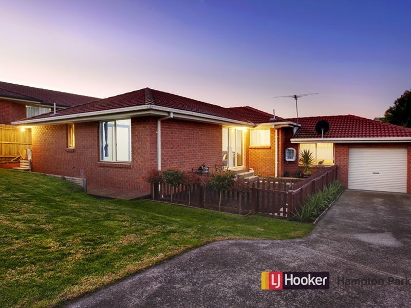 47 Justin Circuit, Hampton Park VIC 3976