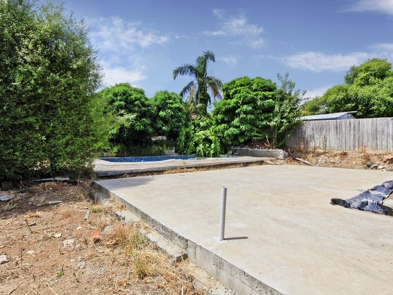 13 The Grange, Hampton Park VIC 3976