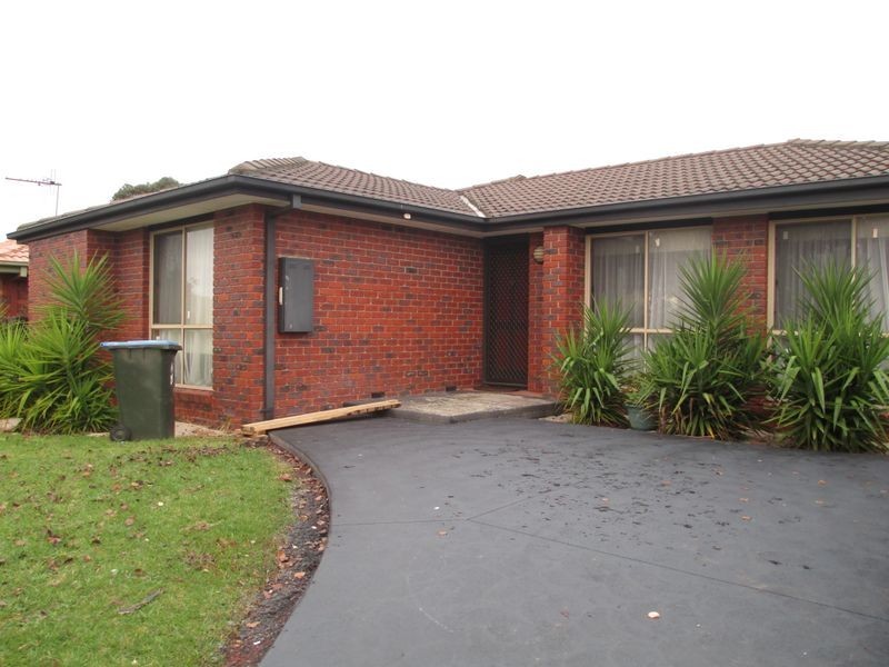 21 Fleetwood Drive, Narre Warren VIC 3805