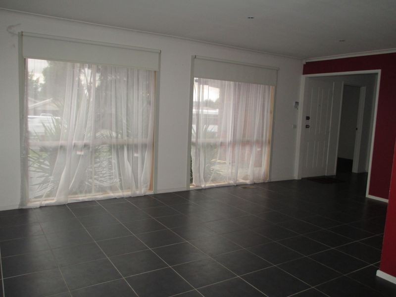 21 Fleetwood Drive, Narre Warren VIC 3805