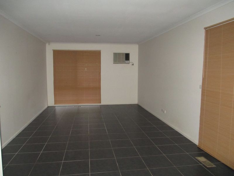 21 Fleetwood Drive, Narre Warren VIC 3805