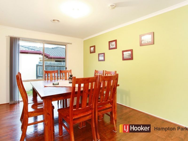 5 Rochford Place, Narre Warren South VIC 3805
