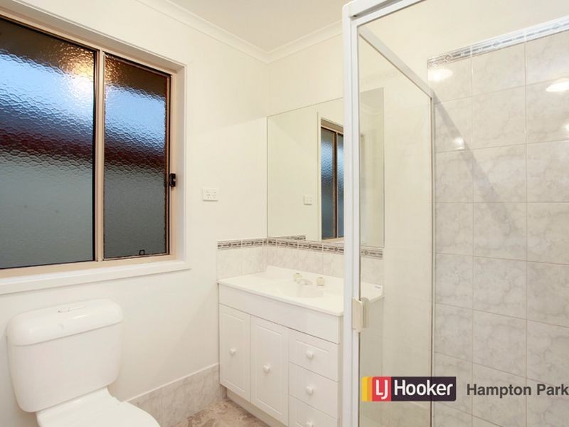 5 Rochford Place, Narre Warren South VIC 3805