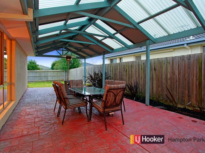 5 Rochford Place, Narre Warren South VIC 3805