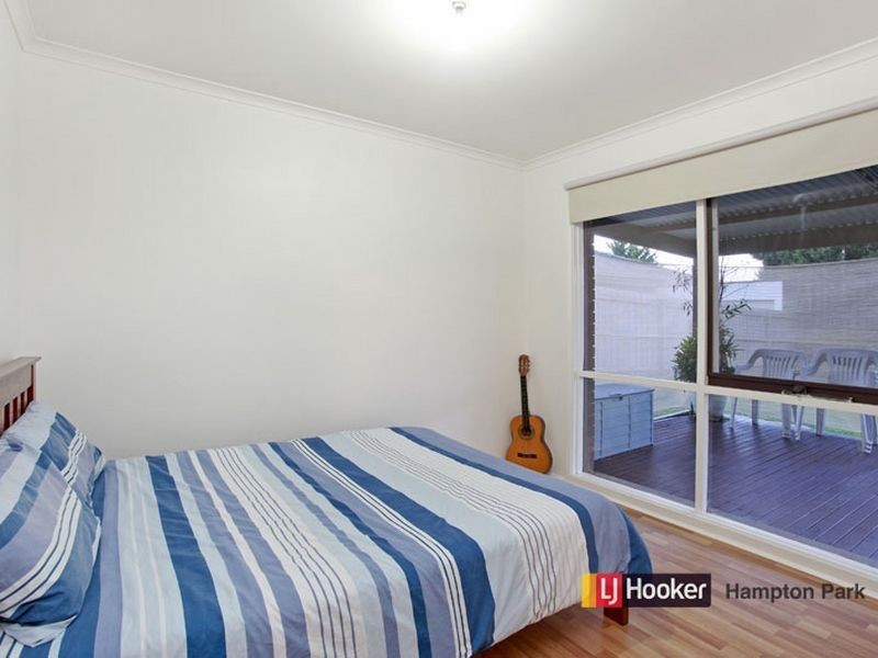 34 Verona Drive, Hampton Park VIC 3976