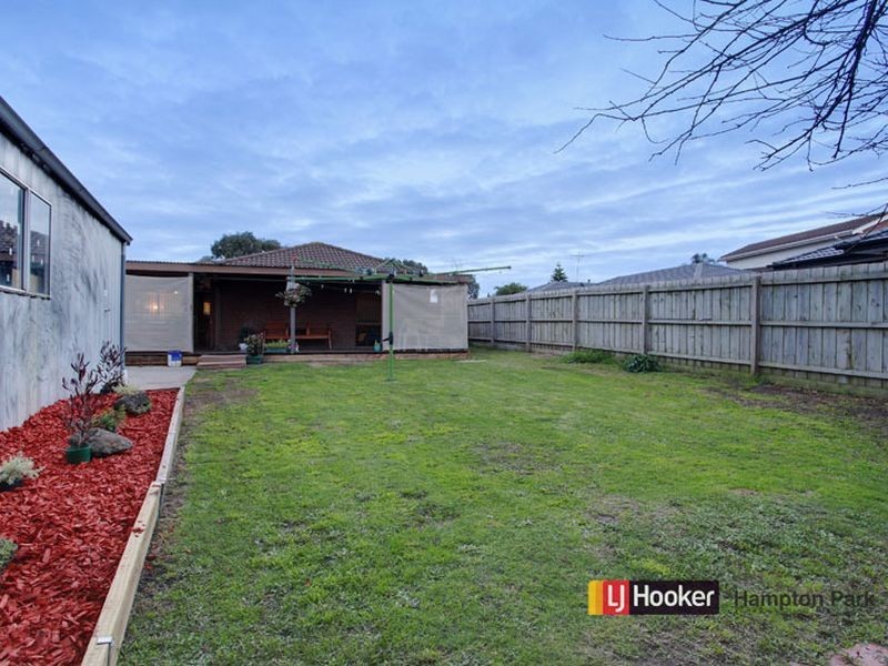 34 Verona Drive, Hampton Park VIC 3976