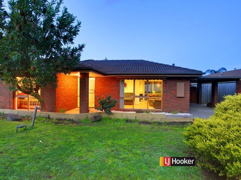 34 Verona Drive, Hampton Park VIC 3976