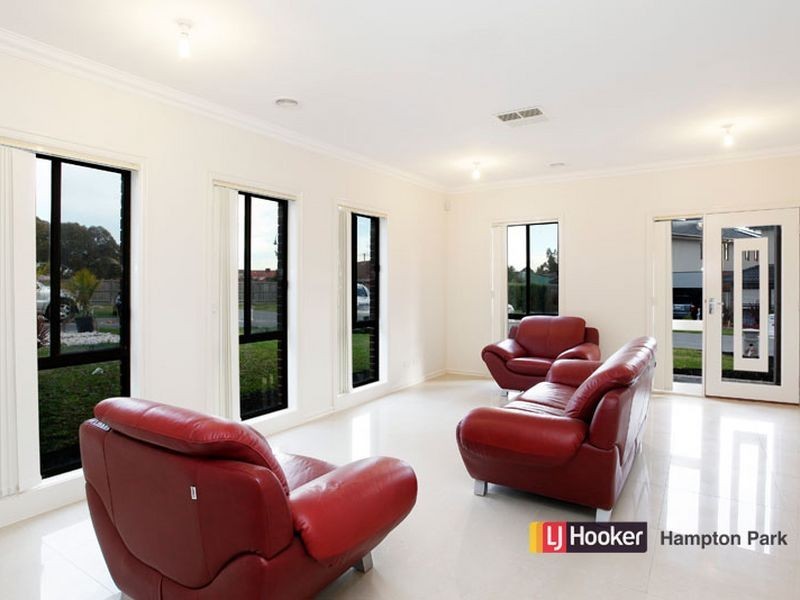 6/1 Lower Mews, Lynbrook VIC 3975