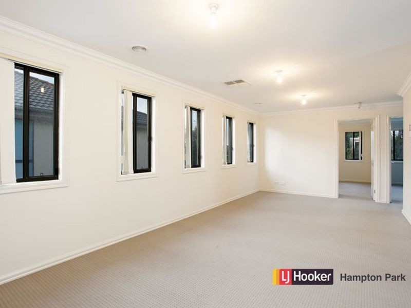 6/1 Lower Mews, Lynbrook VIC 3975