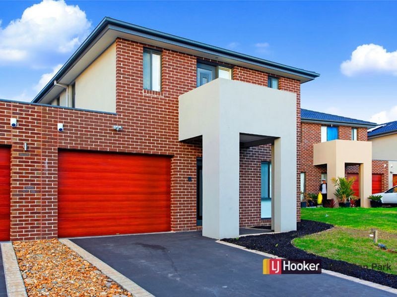 6/1 Lower Mews, Lynbrook VIC 3975