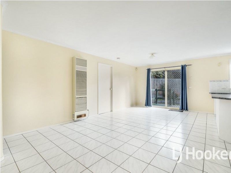 13 Highmount Drive, Hampton Park VIC 3976