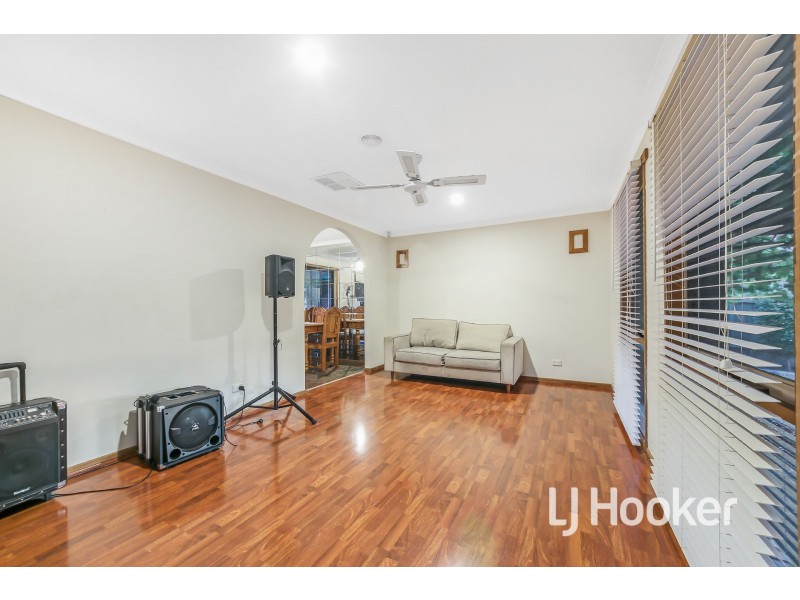 8 Dianna Court, Hampton Park VIC 3976