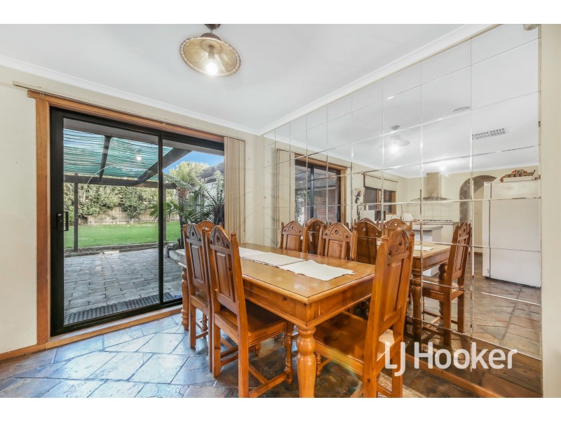 8 Dianna Court, Hampton Park VIC 3976