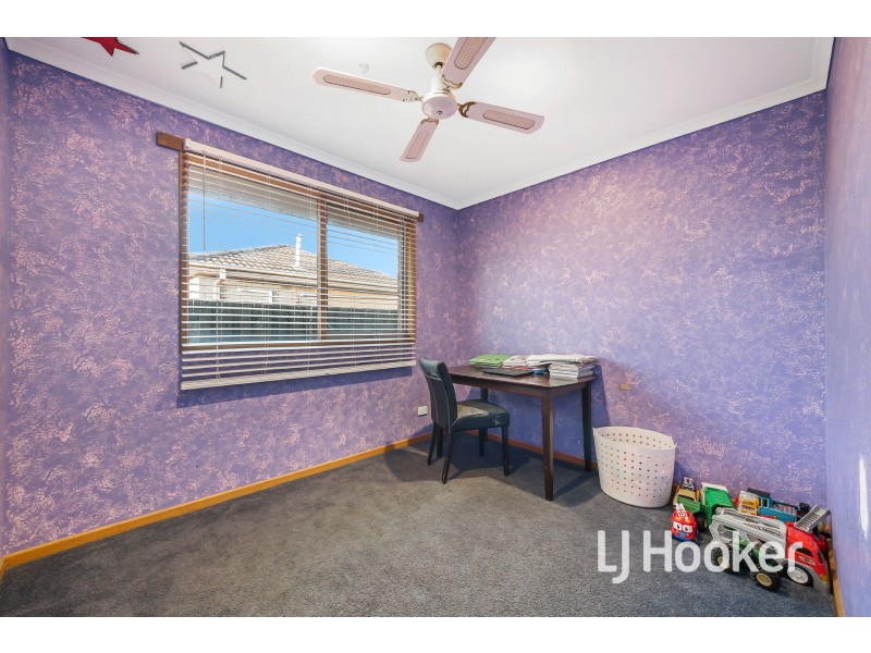 8 Dianna Court, Hampton Park VIC 3976