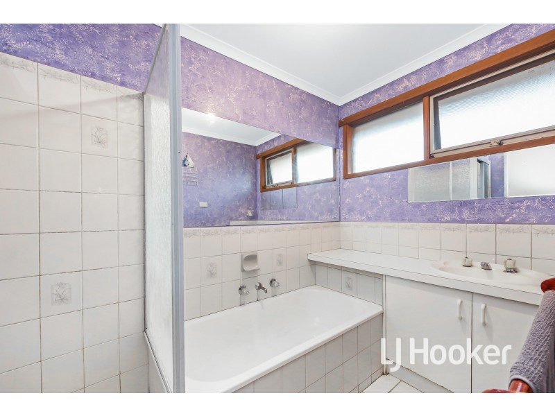 8 Dianna Court, Hampton Park VIC 3976