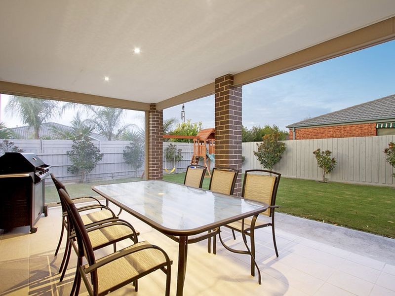 12 Ernest Crescent, Narre Warren South VIC 3805