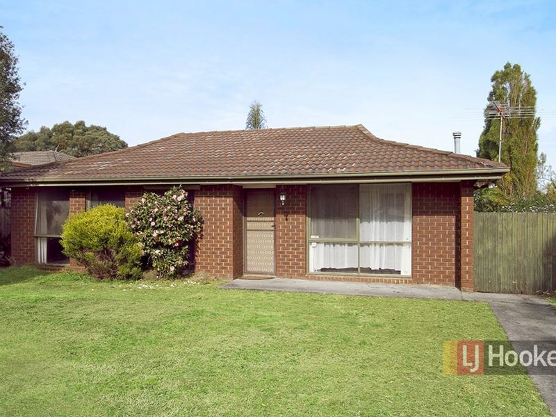 57 Oaktree Drive, Hampton Park VIC 3976