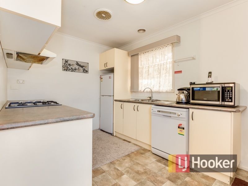 56 Willow Drive, Hampton Park VIC 3976