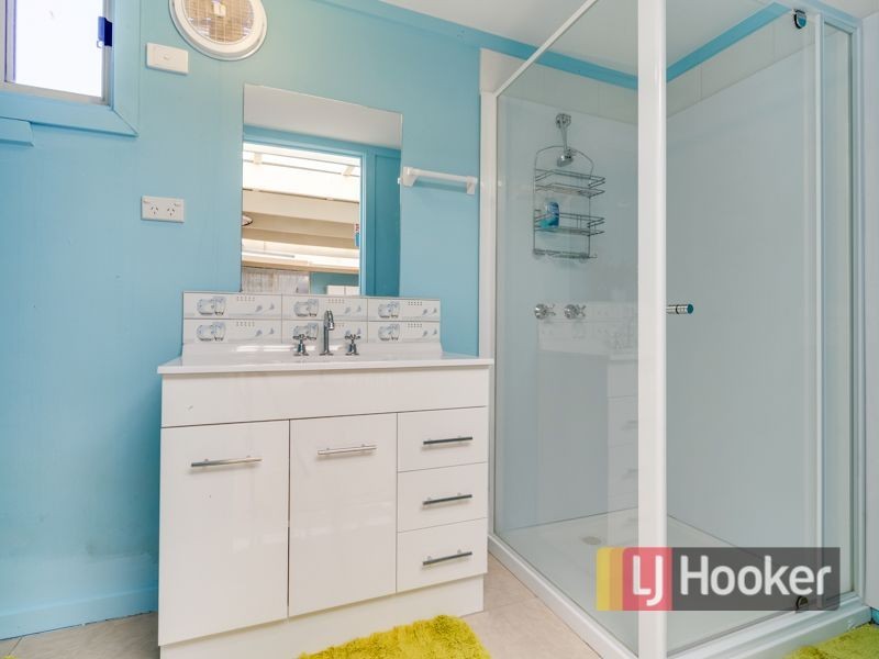 56 Willow Drive, Hampton Park VIC 3976