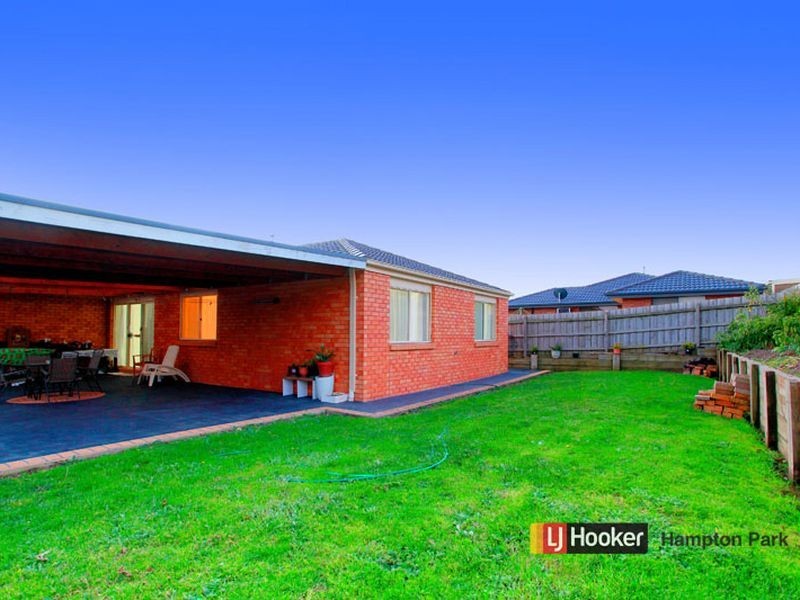 4 Niagara Court, Hampton Park VIC 3976