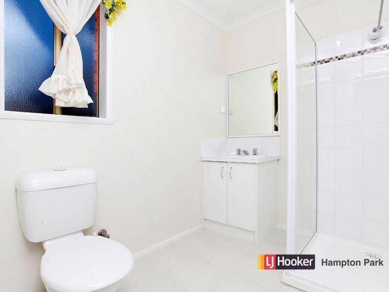 4 Niagara Court, Hampton Park VIC 3976