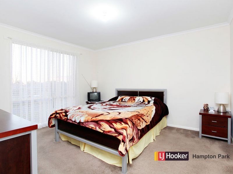 4 Niagara Court, Hampton Park VIC 3976