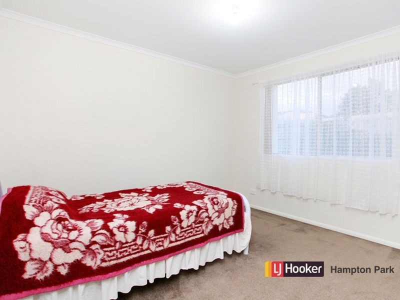 4 Niagara Court, Hampton Park VIC 3976