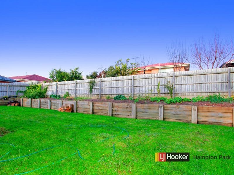 4 Niagara Court, Hampton Park VIC 3976