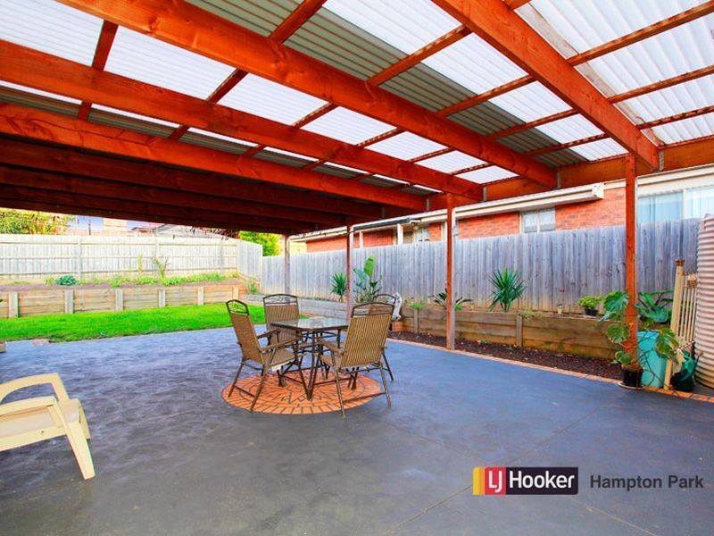4 Niagara Court, Hampton Park VIC 3976