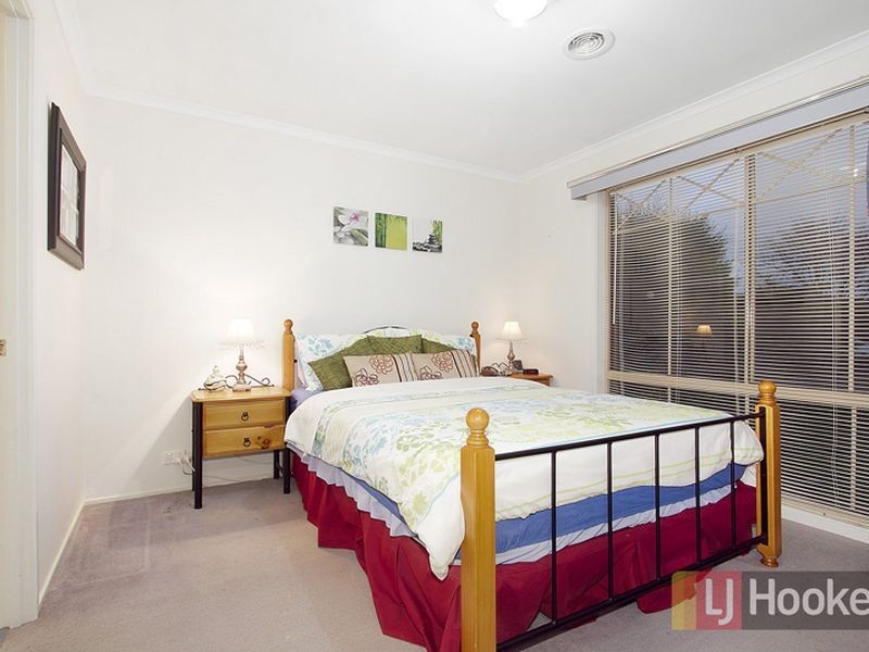 95 Harold Keys Drive, Narre Warren South VIC 3805
