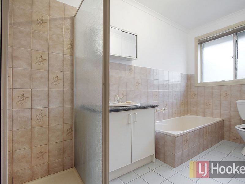 2/160-162 McFees Road, Dandenong North VIC 3175