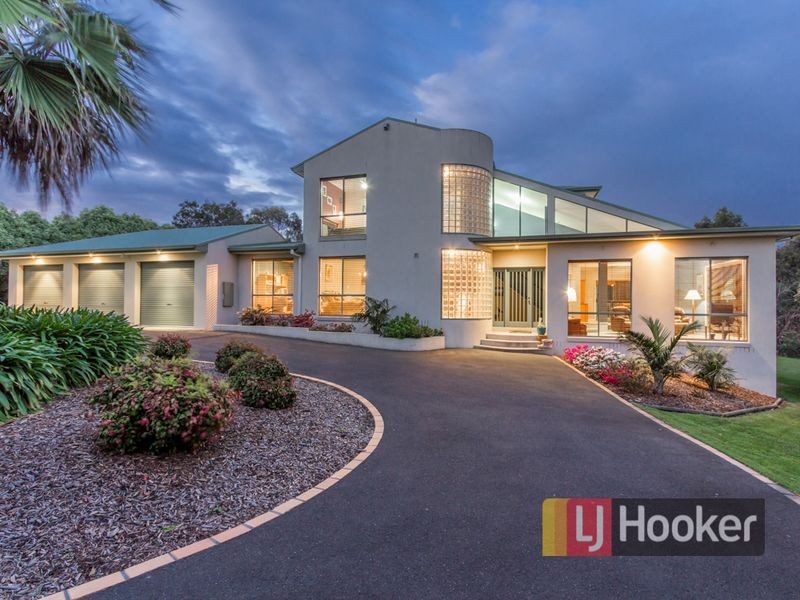 9 Colonial Court, Narre Warren South VIC 3805