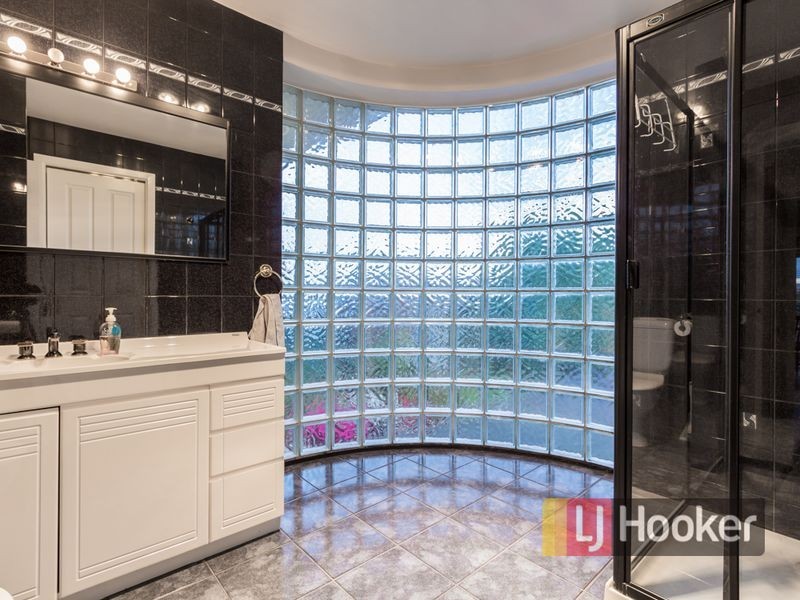 9 Colonial Court, Narre Warren South VIC 3805