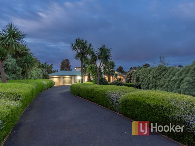 9 Colonial Court, Narre Warren South VIC 3805