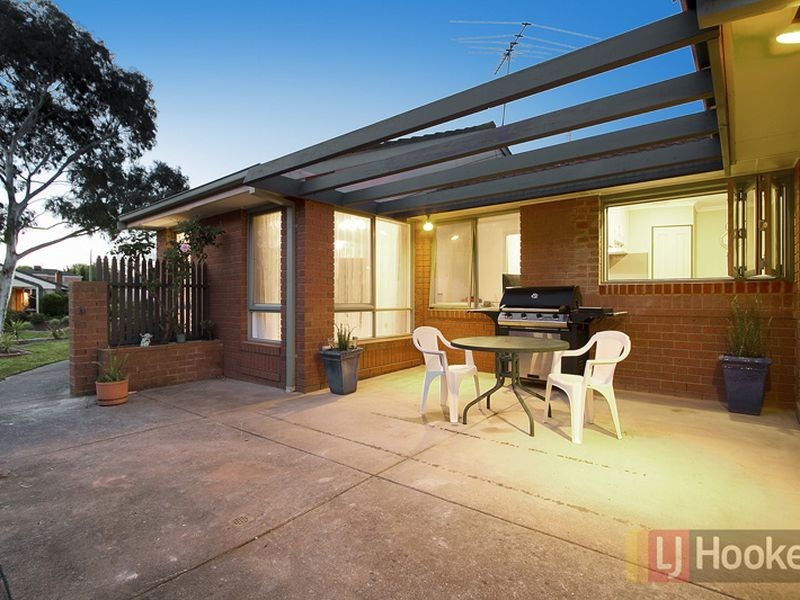 13 Bowman Close, Narre Warren South VIC 3805