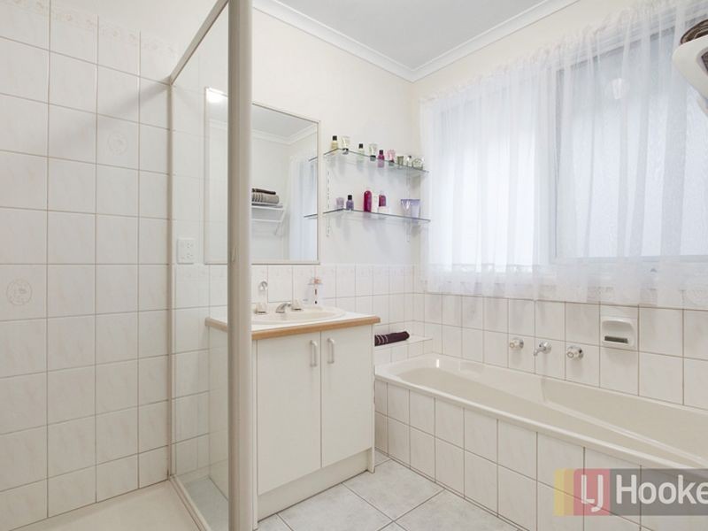 13 Bowman Close, Narre Warren South VIC 3805