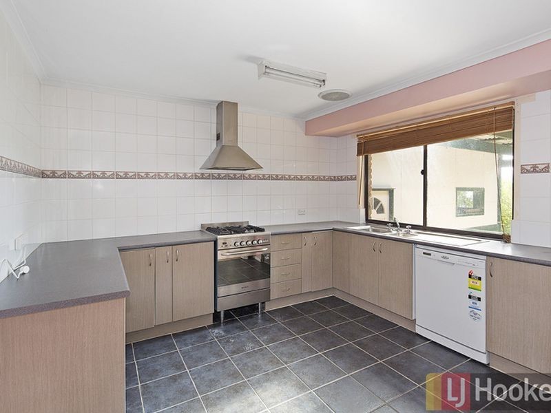 17 Willow Drive, Hampton Park VIC 3976